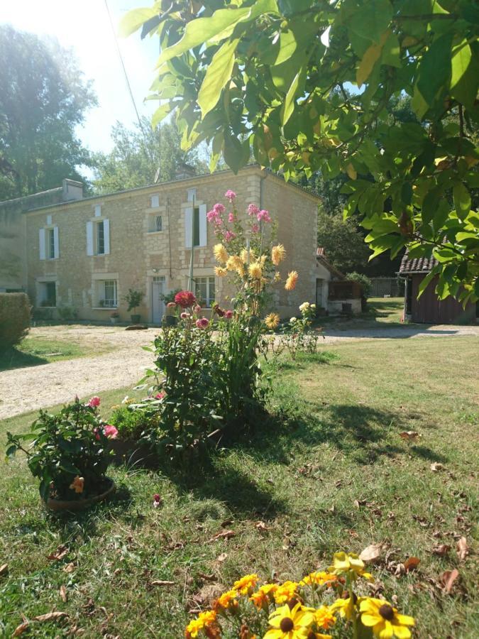Aux Vieux Fours Bed & Breakfast Noaillac Dış mekan fotoğraf